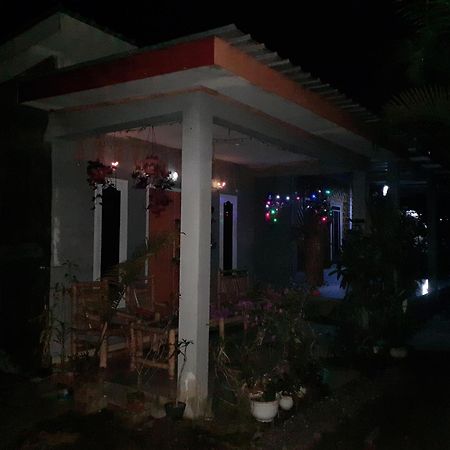 Eltari Homestay Tetebatu Exterior photo
